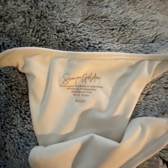 Siempre Golden Bikini Set - Picture 8 of 10